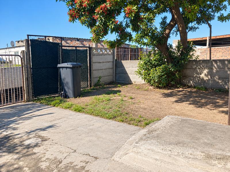 1 Bedroom Property for Sale in Kalkfontein Western Cape